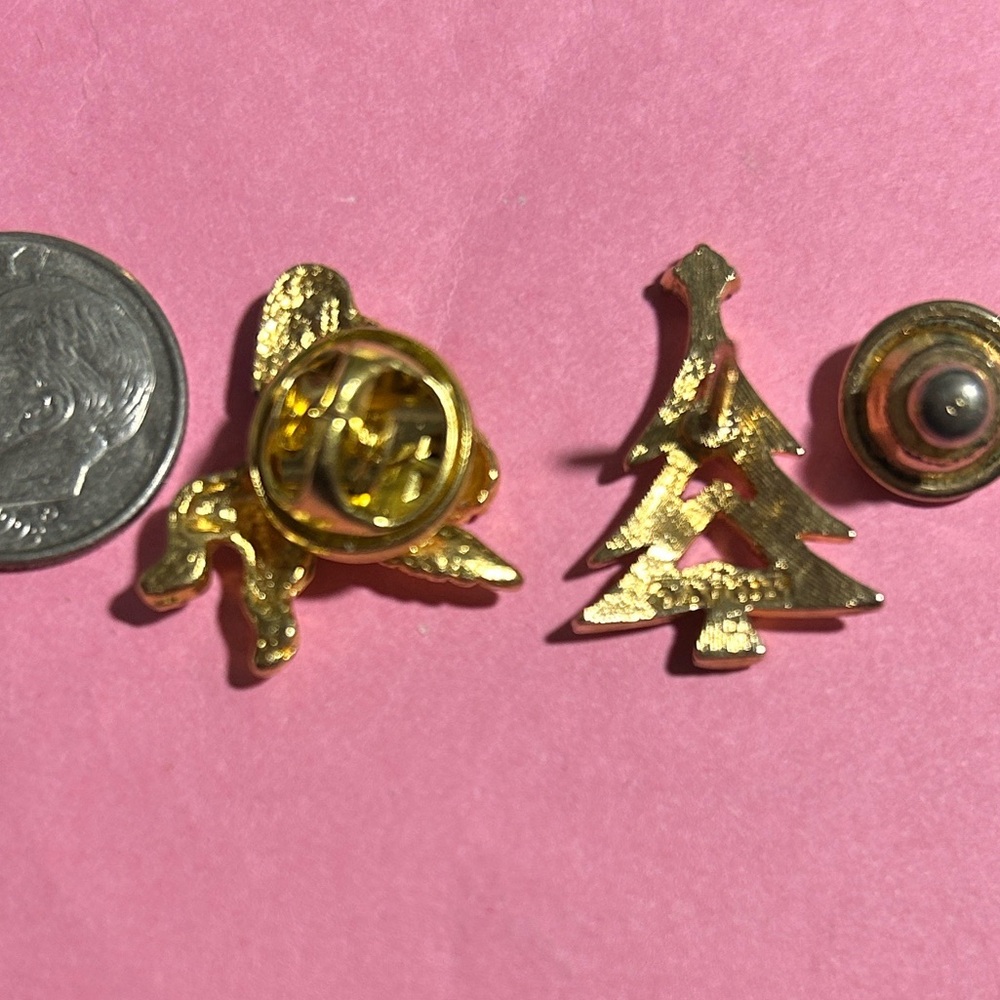 Festive Avon Christmas Tree and Angel, 2 Christmas pins - Picture 3 of 3